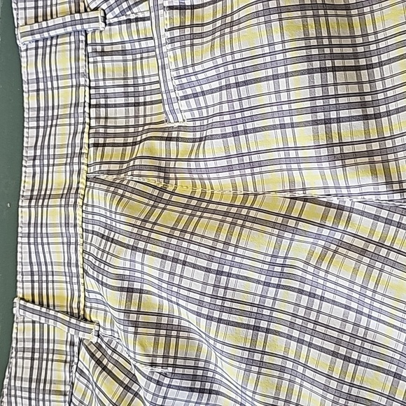 ANNIKA YELLOW AND GRAY PLAID BERMUDA SHORTS. SIZE 2. 3 POCKETS. GREAT - Picture 11 of 12